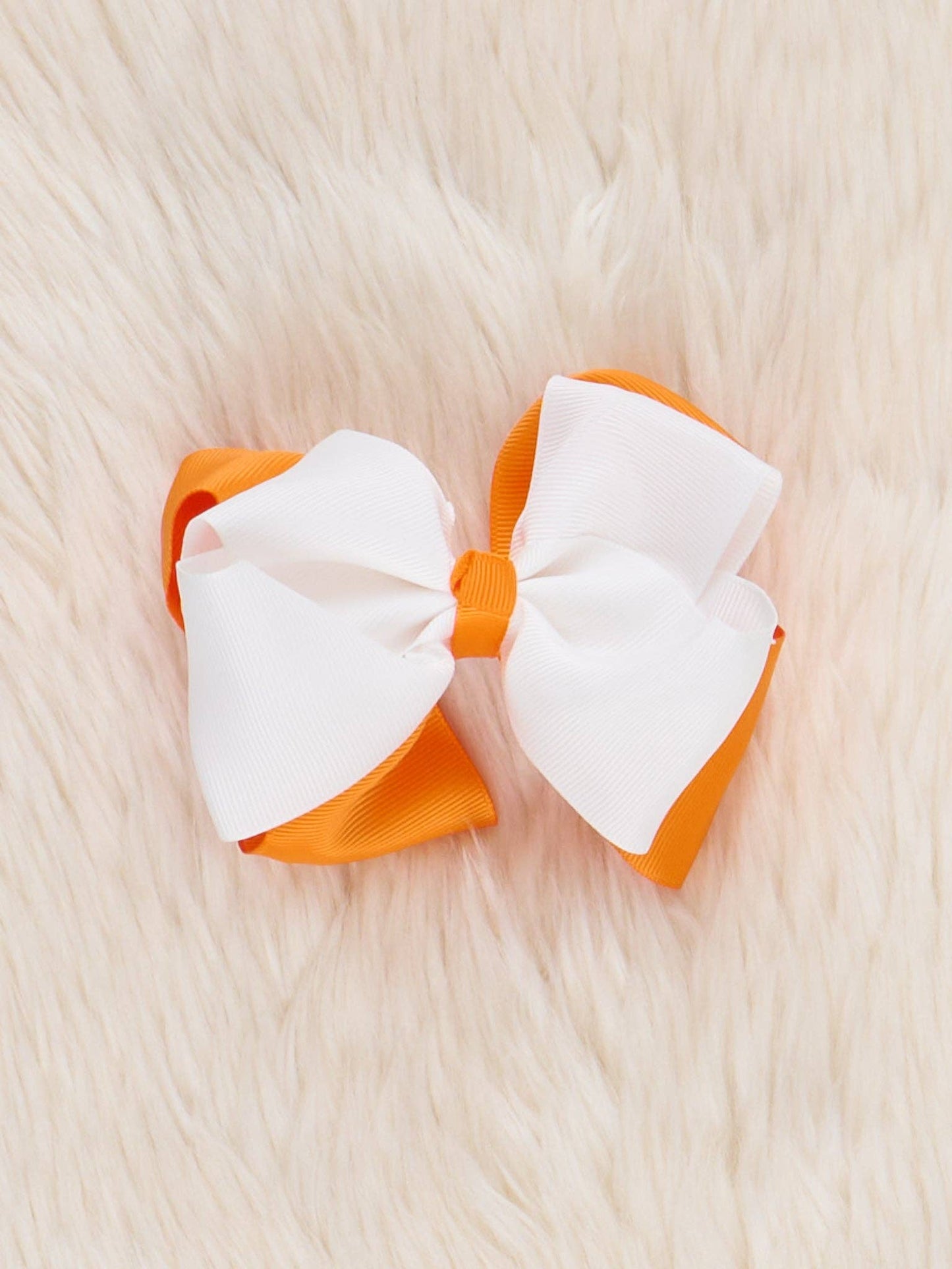 Collegiate Team Bow