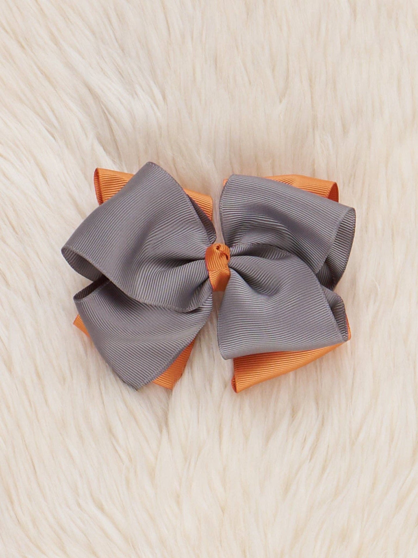 Collegiate Team Bow